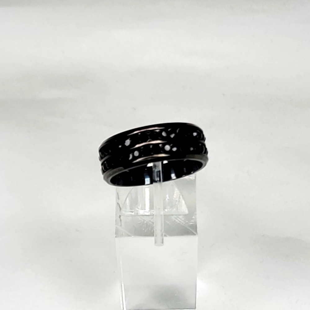 Double Row Titanium Ring - Picture 9 of 9